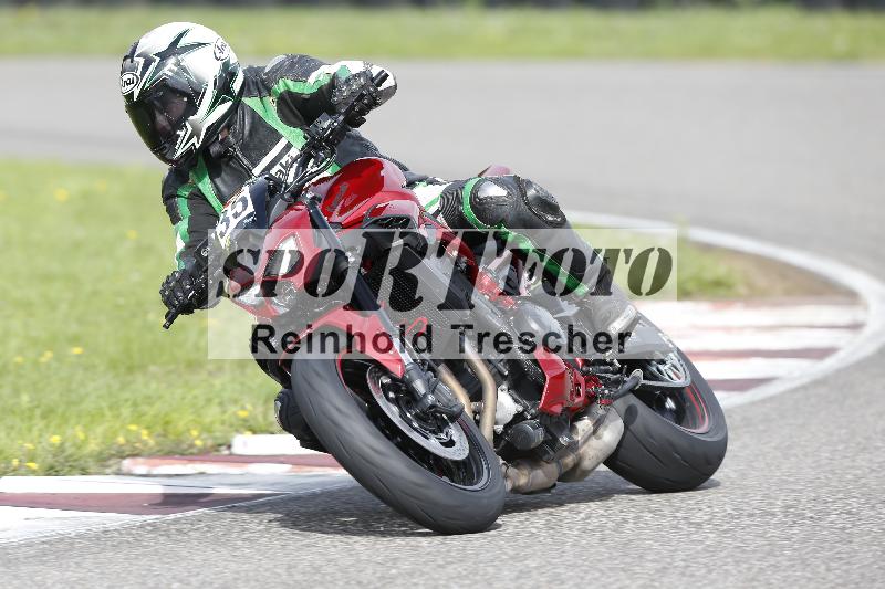 Archiv-2025/53 16.09.2025 Track Day Domi Aegerter ADR/Gruppe rot/35